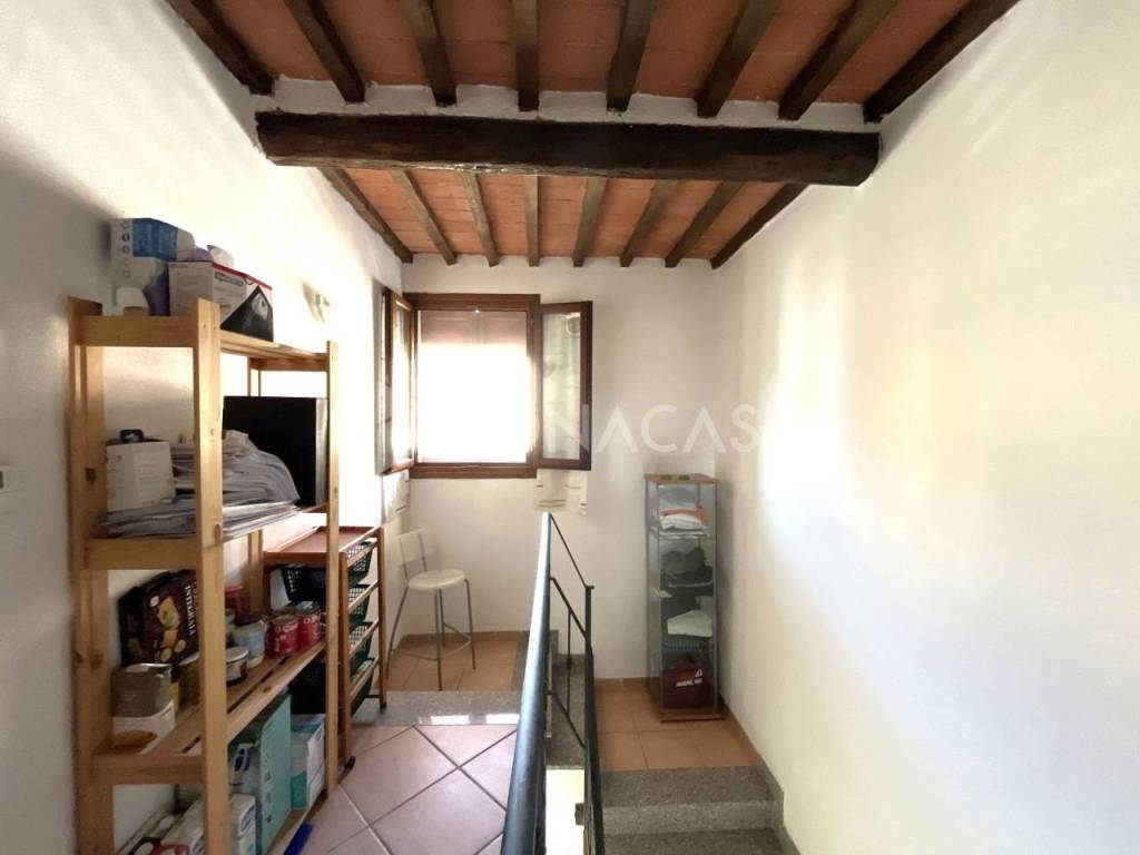 Appartamento a Pontedera in Via del Fosso Nuovo - Foto 4