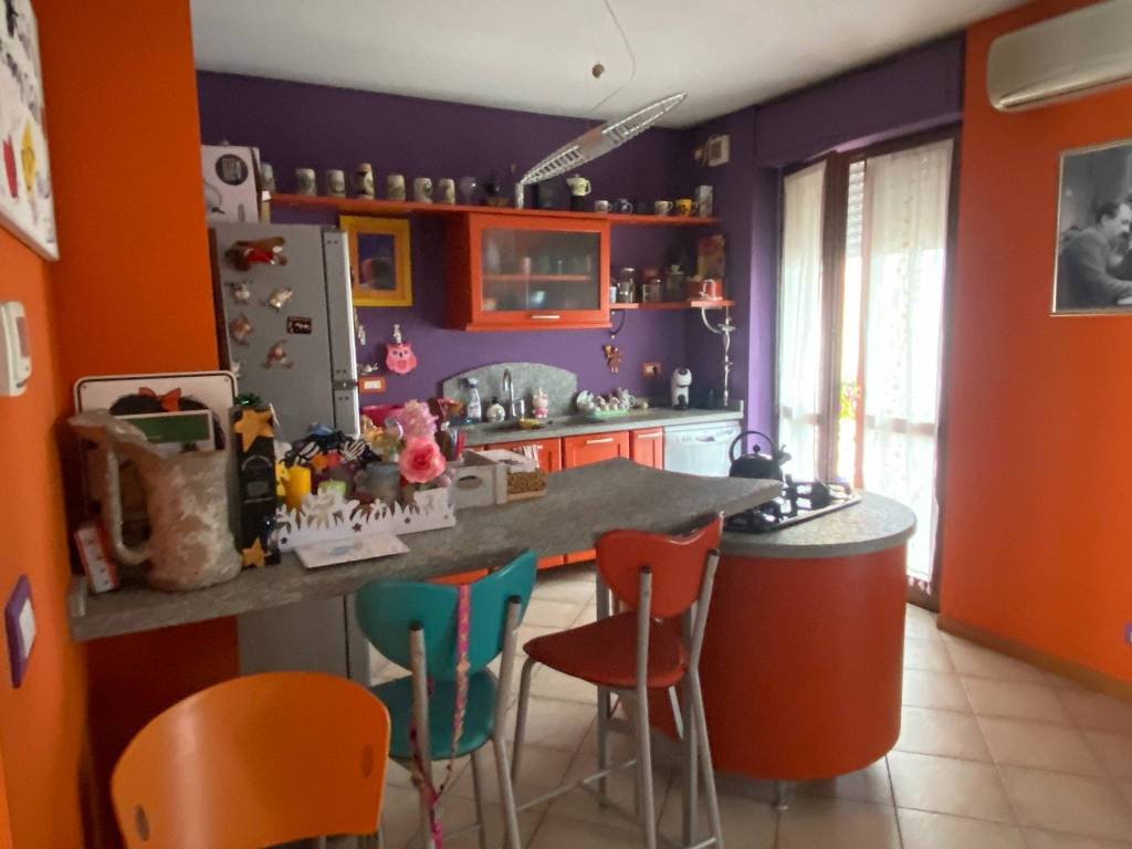 Appartamento a Asti in Via Annibale Vigna - Foto 2