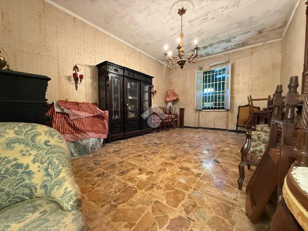 Casa indipendente a Sarzana in Via della Crociata, 16 - Foto 4