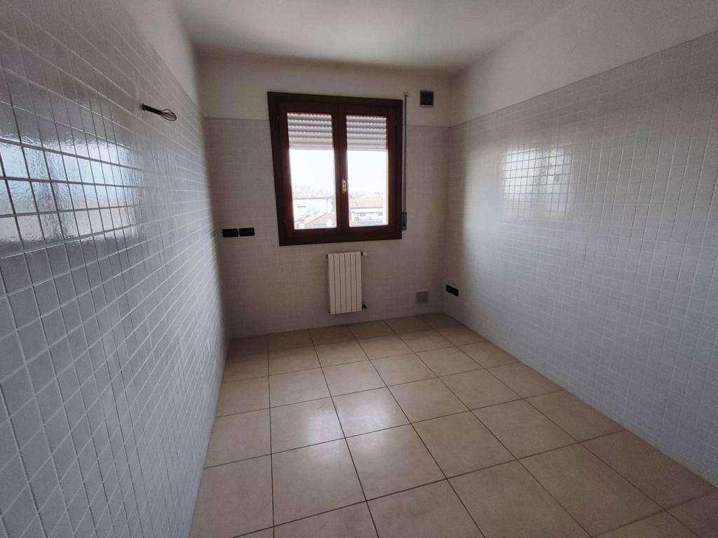 Appartamento a Selvazzano dentro in Via Pelosa - Foto 2