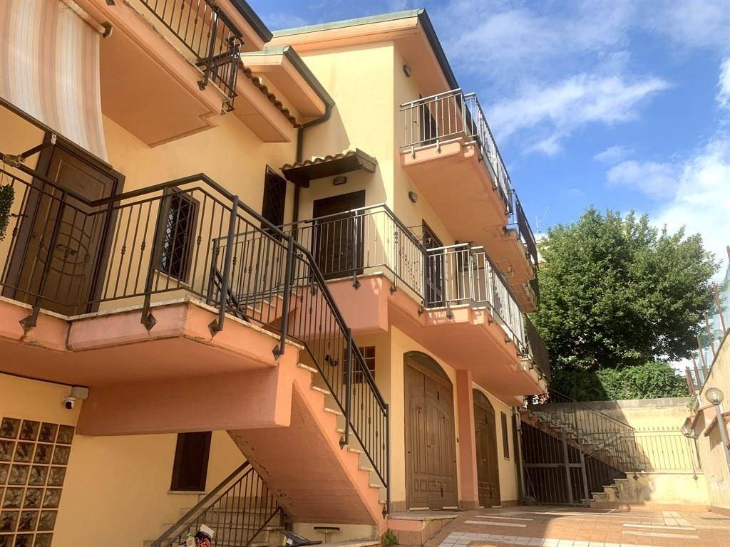 Villetta a schiera a Mentana in Via Leoncavallo - Foto 2