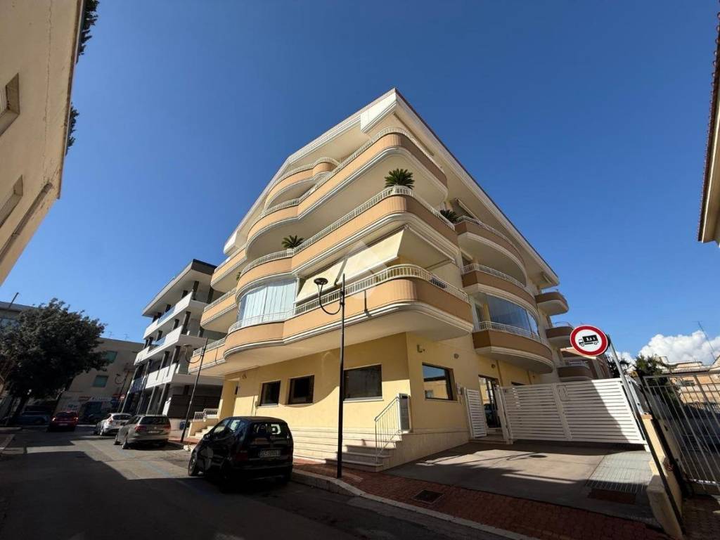 Appartamento a Aprilia in Via A. Carboni, 8 - Foto 3