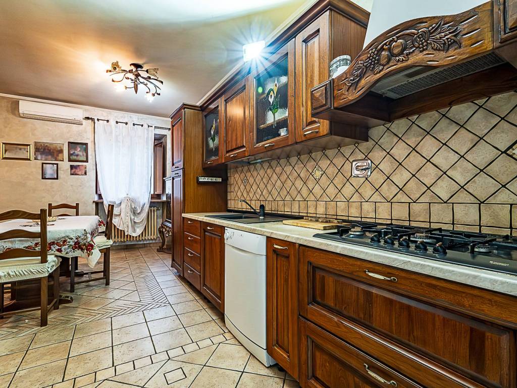 Casa indipendente a Pianezza in Via 4 Novembre, 4 - Foto 5