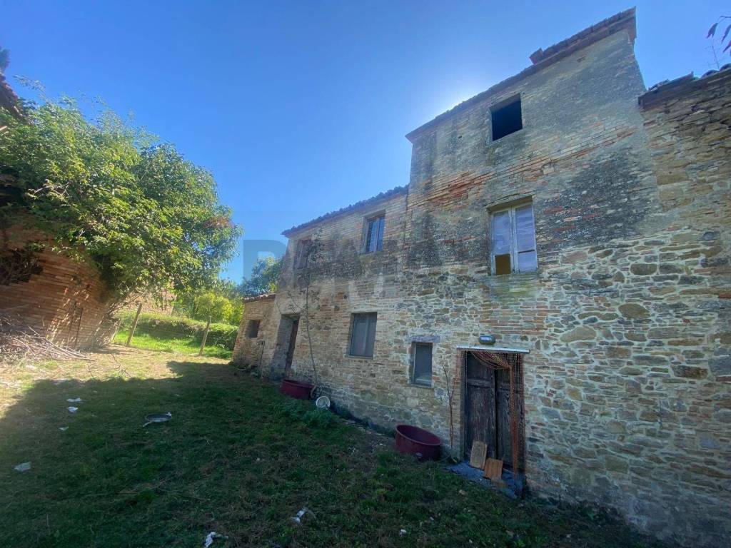 Rustico / casale a Città di castello in Loc. Coppi, Voc. Petroia, 18 - Foto 3