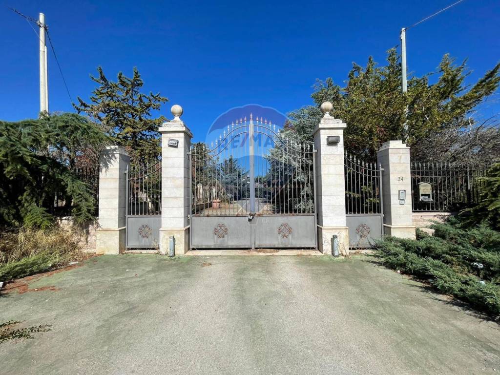 Villa a Trani in Via Santa Lucia, 24 - Foto 2