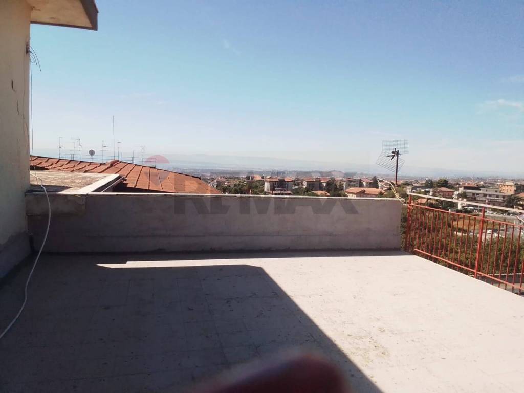 Attico / mansarda a Gravina di catania in Via G STRANO, 7 - Foto 4