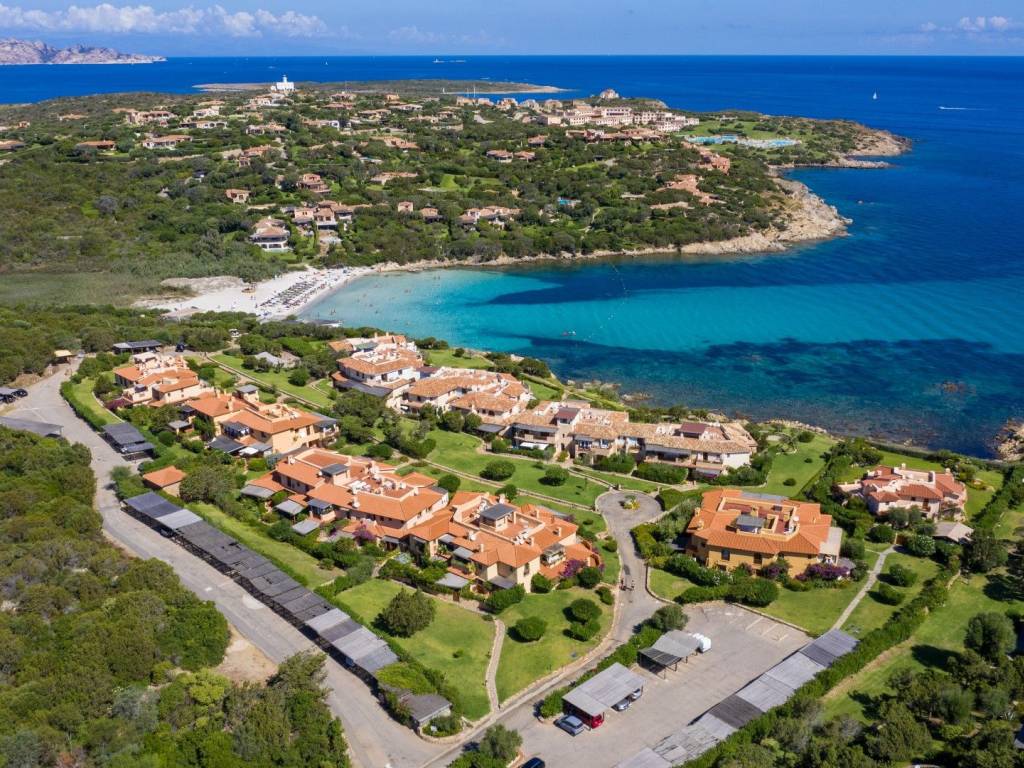 Appartamento a Arzachena in Via Cala Granu - Foto 3