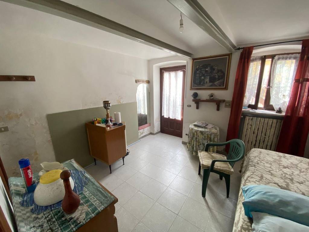 Rustico / casale a Rocchetta tanaro in Via Vittorio Veneto, 30 - Foto 2