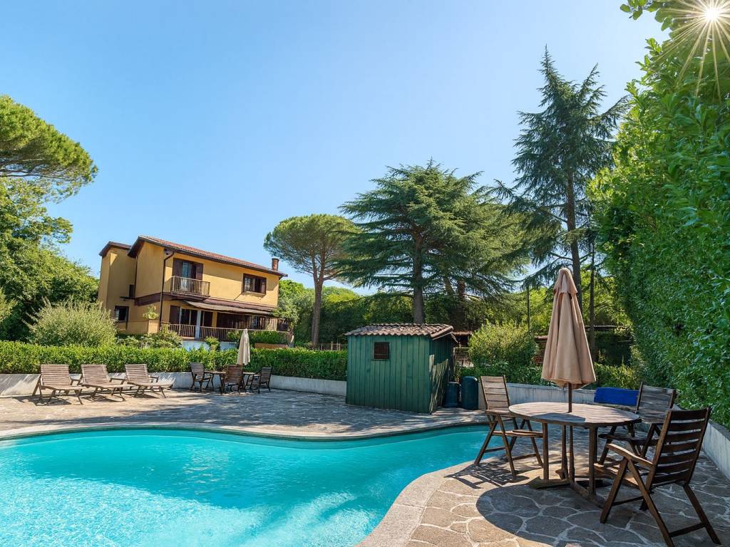 Villa a Rocca di papa in Via dei Laghi, 32 - Foto 2