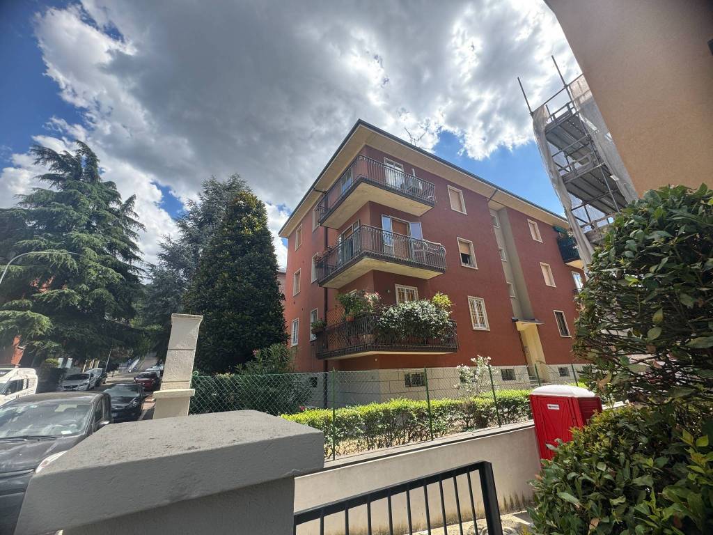 Appartamento a Casalecchio di reno in Via Mario Jacchia, 6 - Foto 2