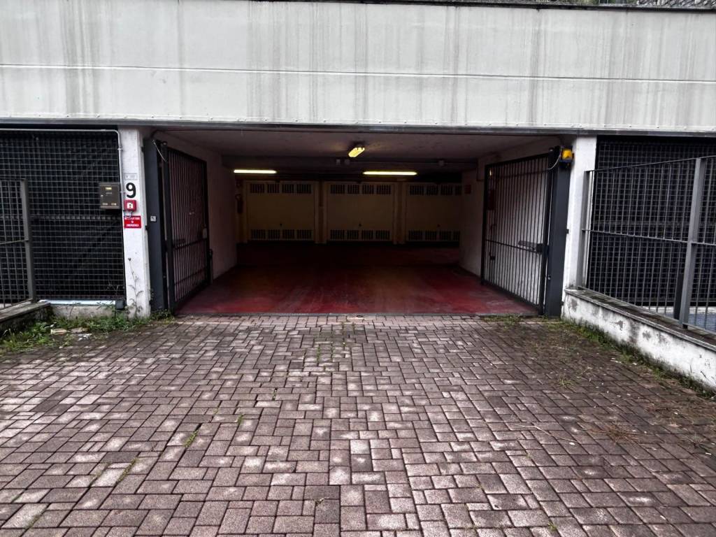 Box / garage a Como in Piazzale Santa Teresa - Foto 2