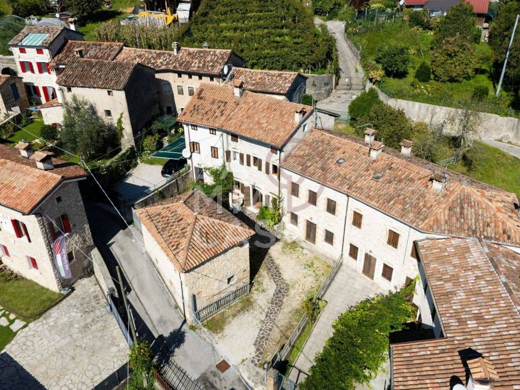 Casa indipendente a Follina in Via Salton, 28 - Foto 3