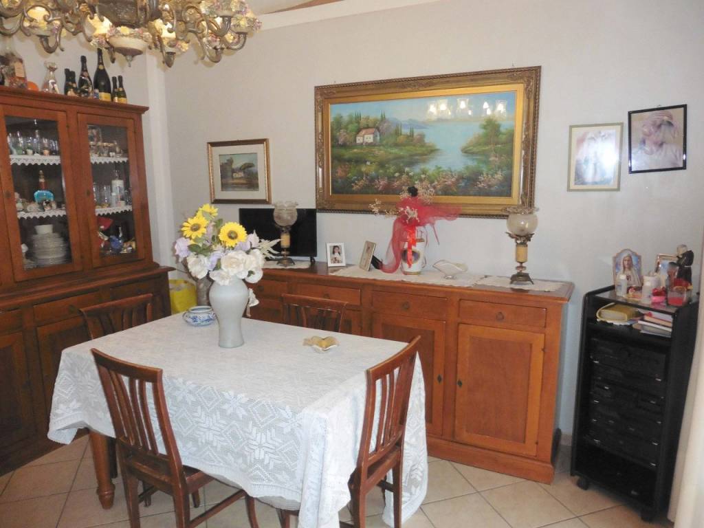 Appartamento a Nogarole rocca in via Roma 38 - Foto 2