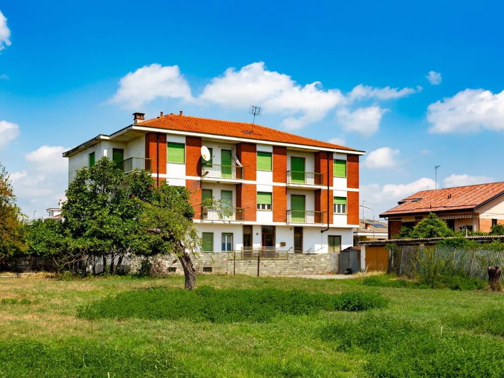 Palazzo / stabile a Montanaro in Via Agostino Visetti - Foto 2
