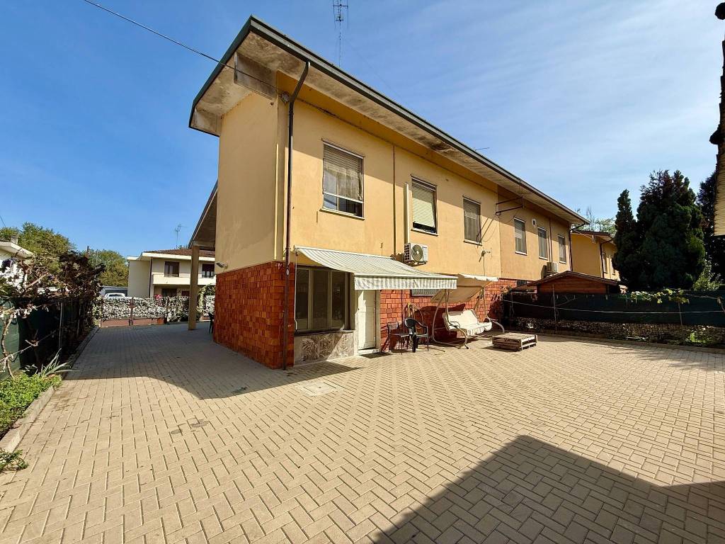 Villa a Cremona in Via Diomede Bergamaschi, 13 - Foto 2