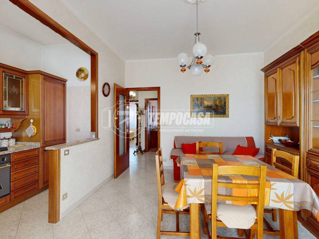 Appartamento a Orbassano in Via Vincenzo Monti, 21 - Foto 3