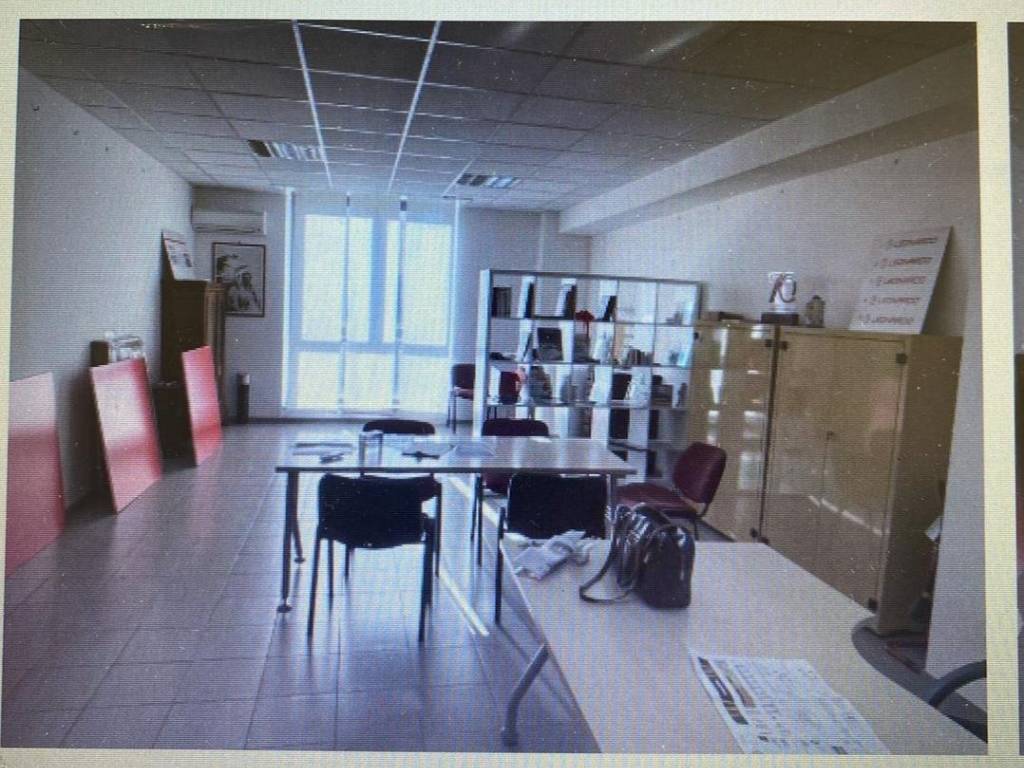 Immobile a Cisterna di latina in Via Alessandro Manzoni - Foto 3
