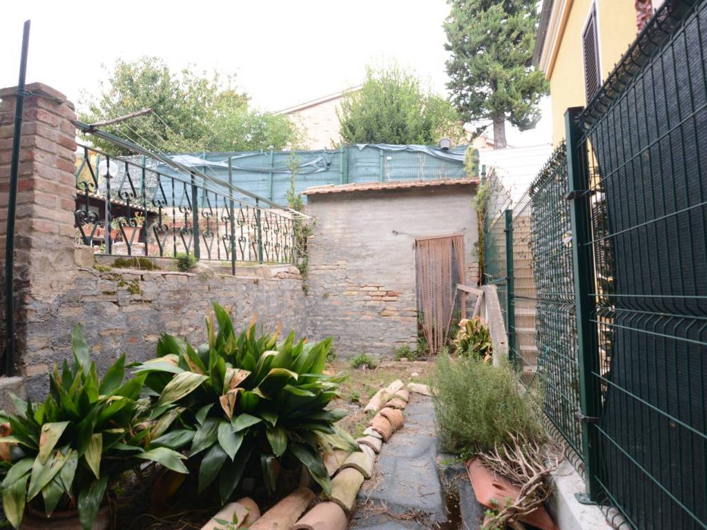 Casa indipendente a Recanati in Via Angelo Giunta, 28 - Foto 2