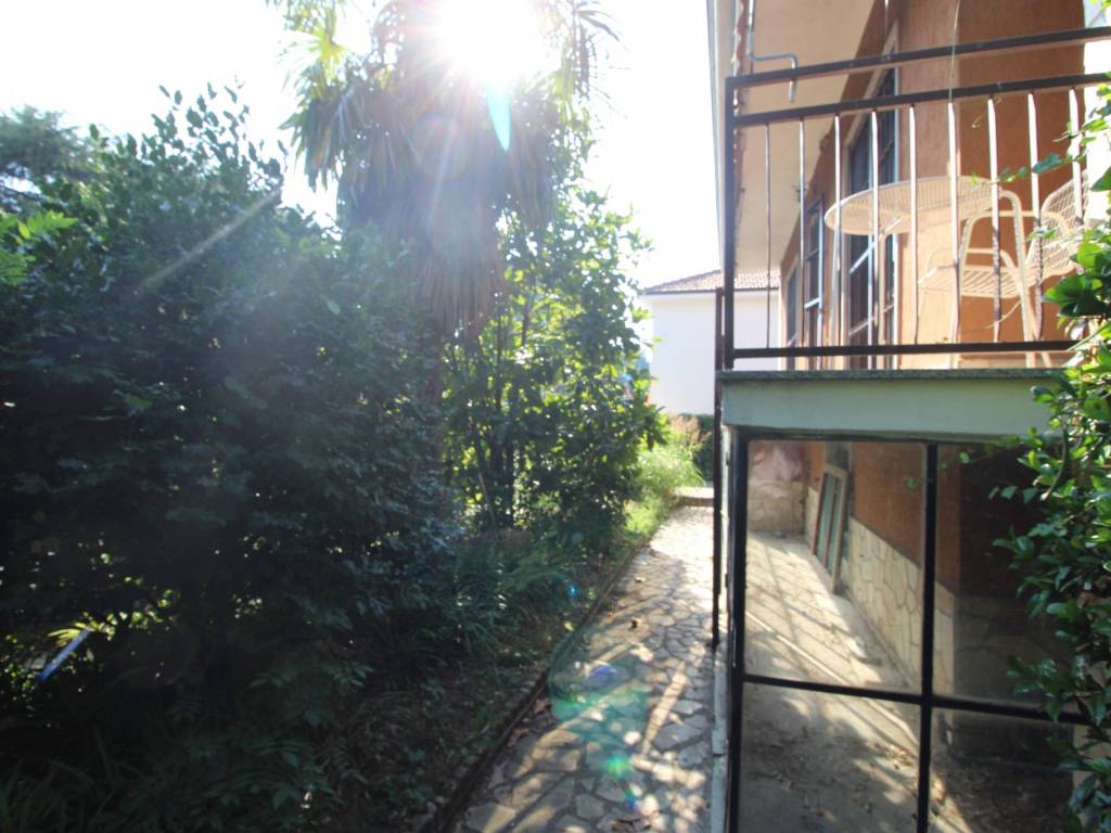 Villa a Bareggio in Via Domenico Cimarosa, 29 - Foto 3