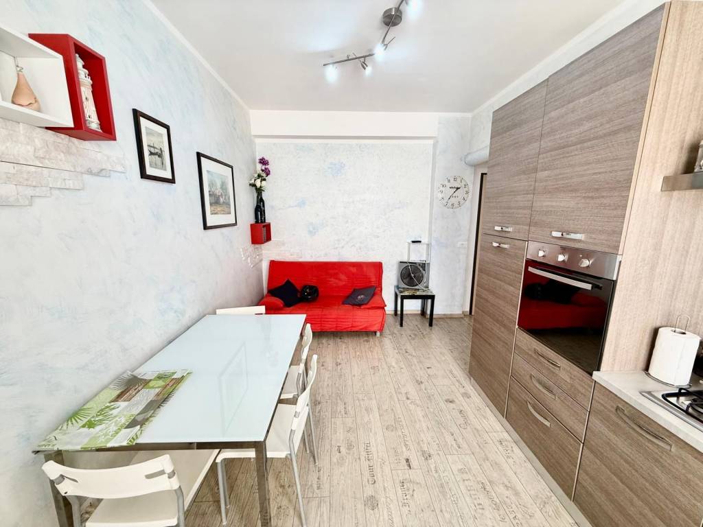 Appartamento a Loano in Via Aurelia, 183 - Foto 2