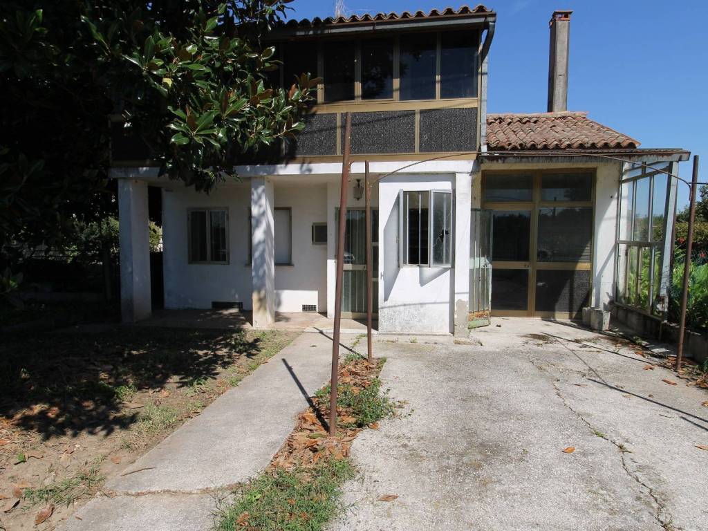 Villa a Arcole in Via Marezzane di Sopra, 32 - Foto 3