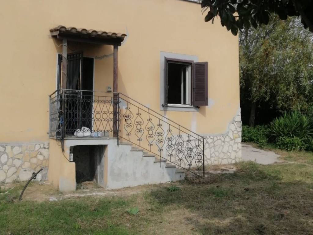 Villa a Paliano in Via Sant'Agata - Foto 3