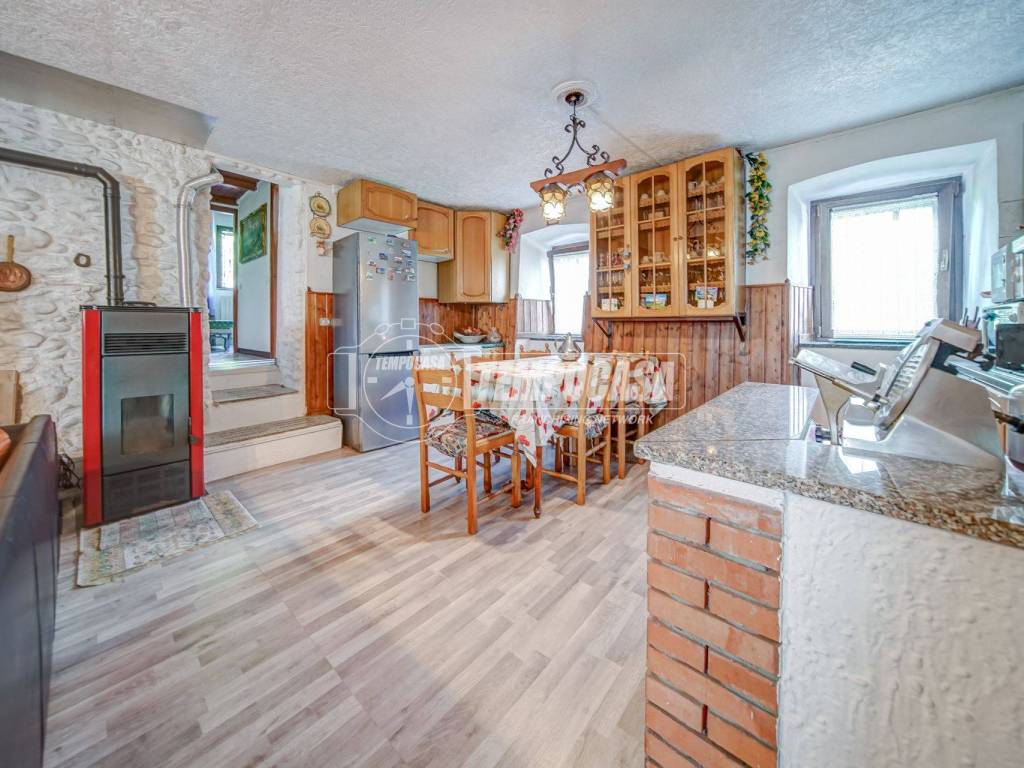 Appartamento a Ternate in Via San Sepolcro - Foto 5