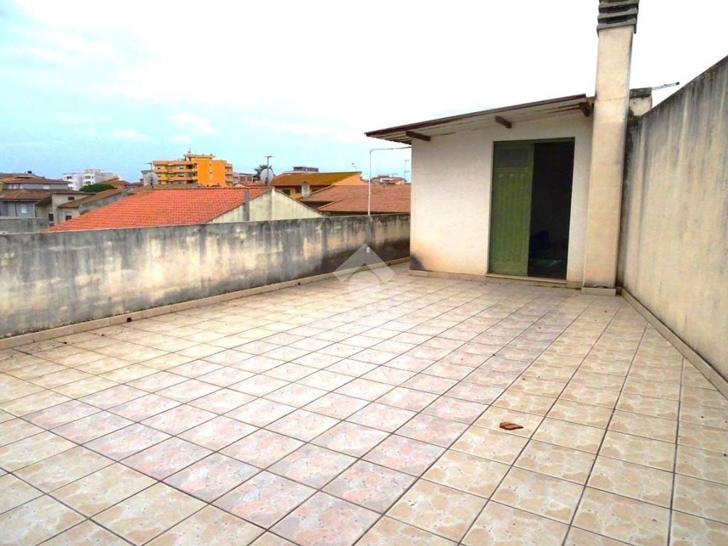 Casa indipendente a Oristano in Via Cagliari, 444 - Foto 2