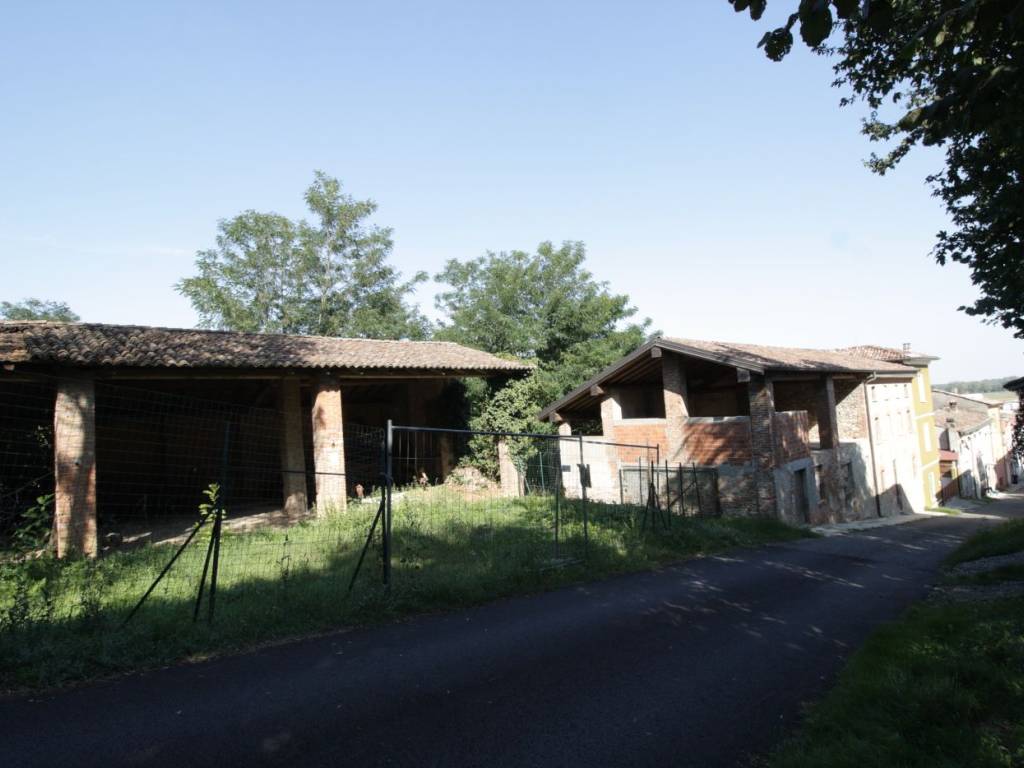 Rustico / casale a Borgonovo val tidone in Strada Provinciale della Val Tidone, 33 - Foto 2