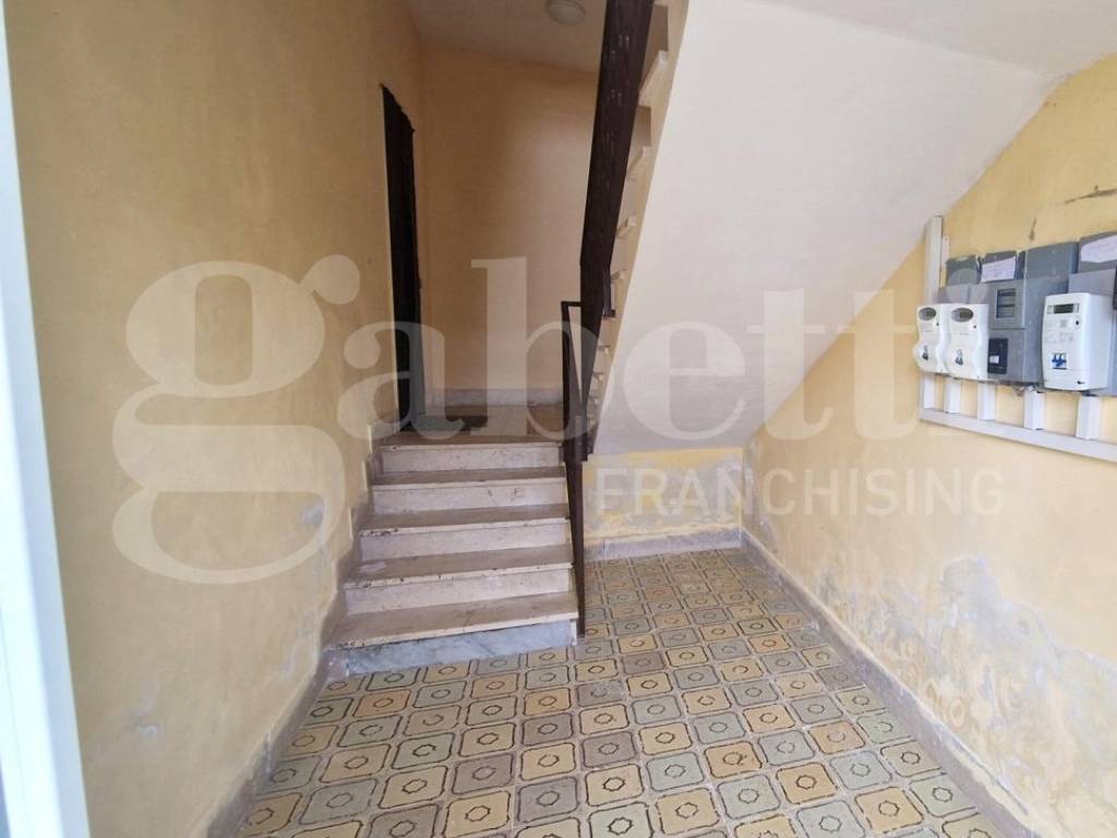 Appartamento a Castel volturno in via mezzagni - Foto 5