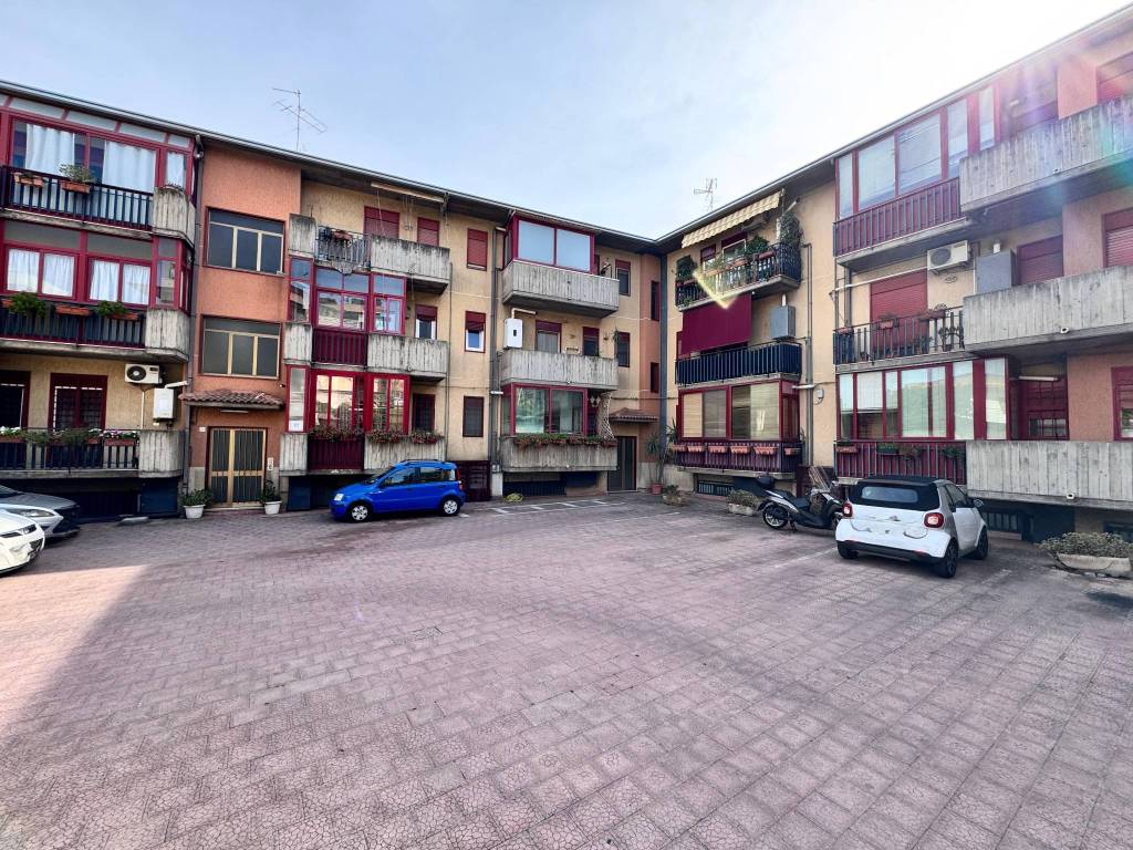 Appartamento a Gravina di catania in Via Tiziano - Foto 4