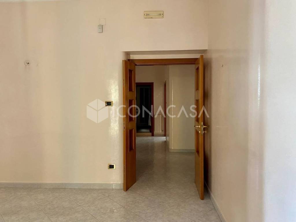 Appartamento a Bisceglie in Via Avvocato Mauro Panunzio - Foto 5