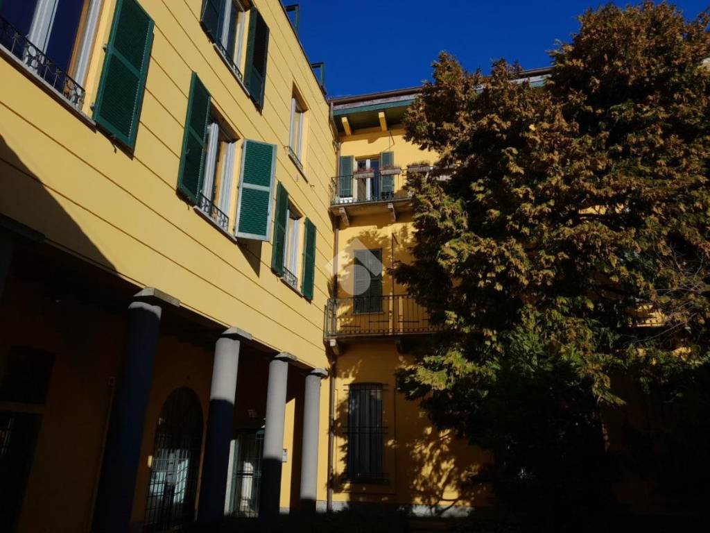 Appartamento a Inverigo in Piazza Foscolo, 11 - Foto 3