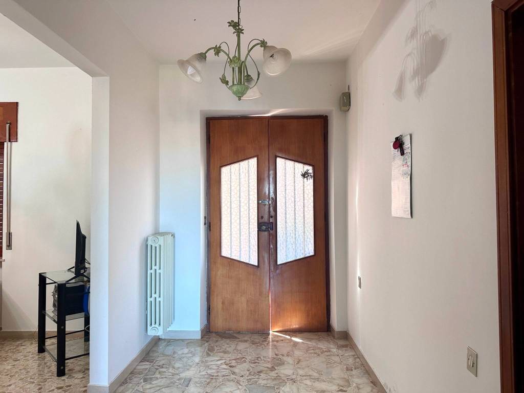 Appartamento a Loreto aprutino in Via Cappuccini, 111 - Foto 2