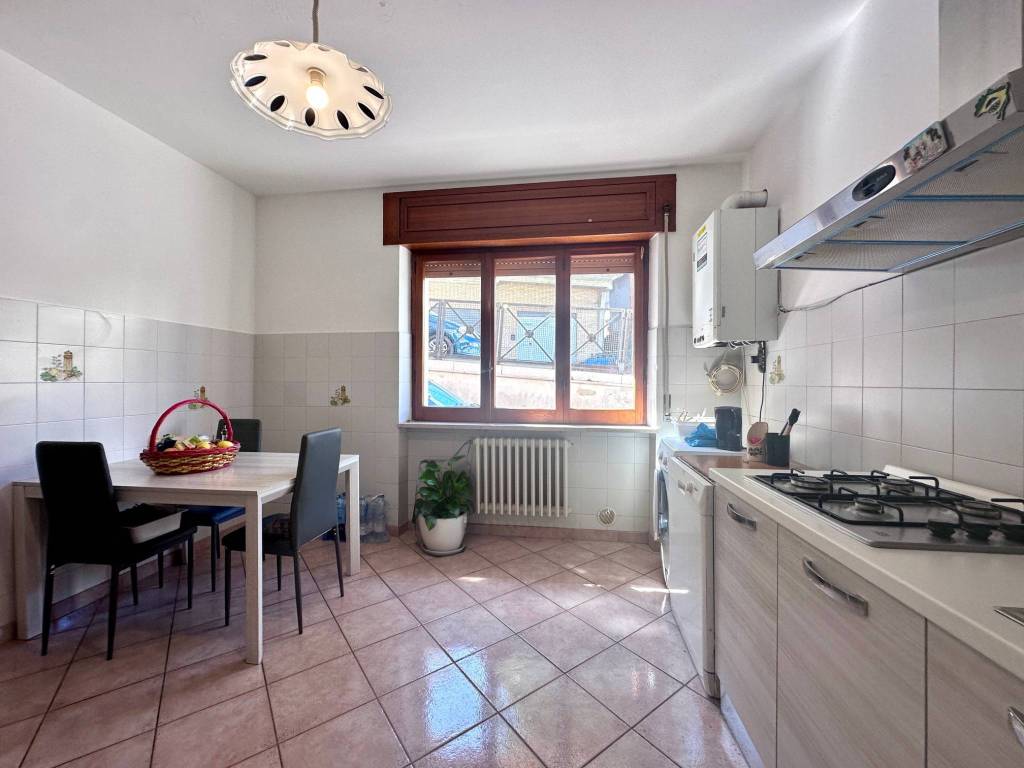 Appartamento a Loreto aprutino in Via Cappuccini, 111 - Foto 5