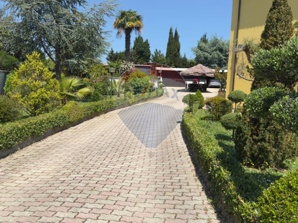 Casa indipendente a Francavilla al mare in CONTRADA SANTA CECILIA, 2 - Foto 3