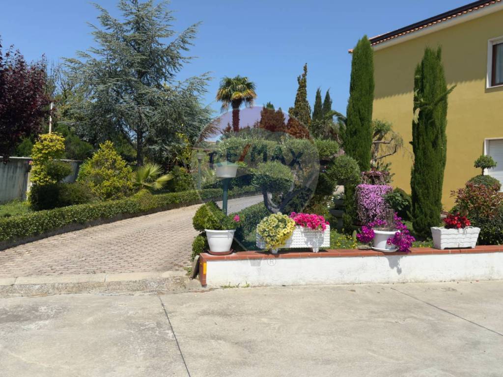 Casa indipendente a Francavilla al mare in CONTRADA SANTA CECILIA, 2 - Foto 4
