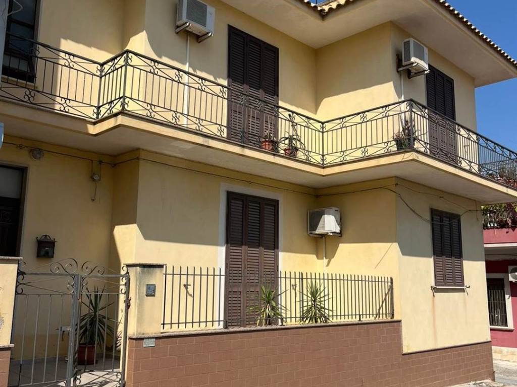 Casa indipendente a Pachino in Via Francesco Caruso 28 - Foto 2