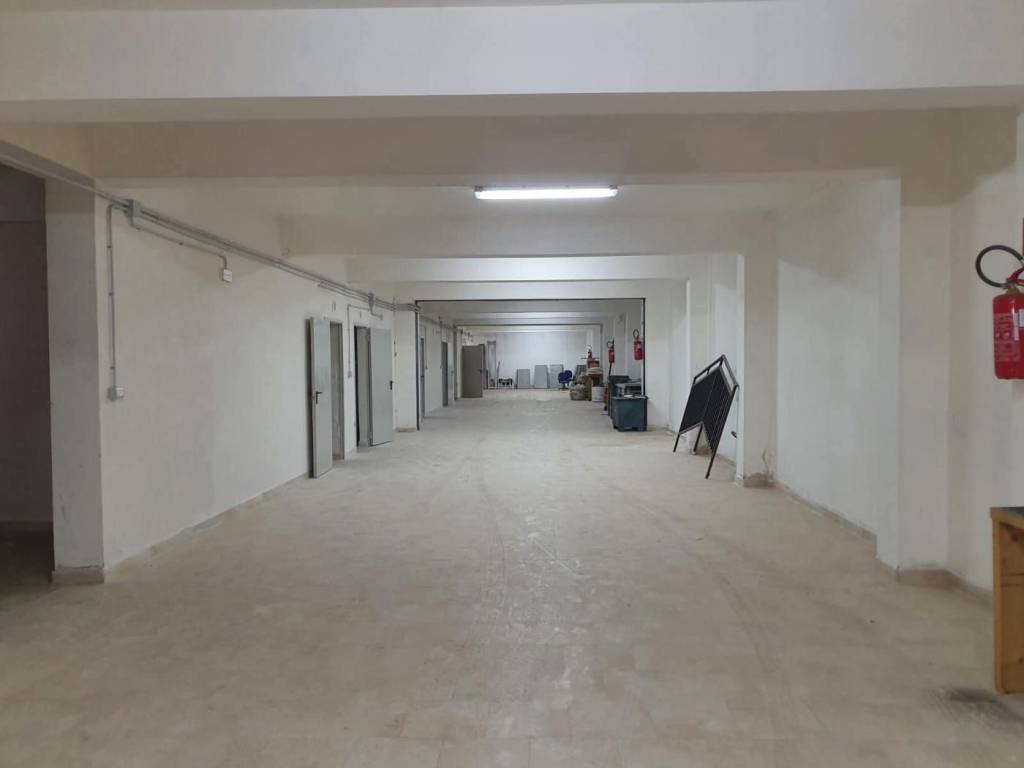Box / garage a Messina in Via Rotonda, 9 - Foto 2