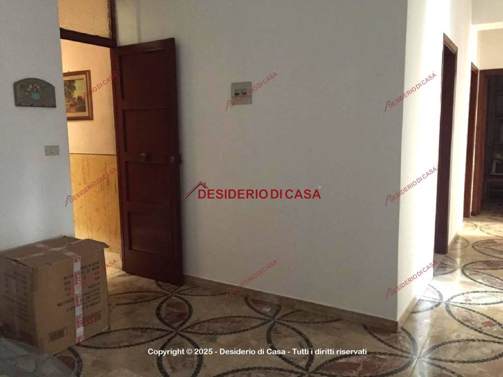 Appartamento a Bagheria in Via Dottor Filippo Buttitta, 43 - Foto 3