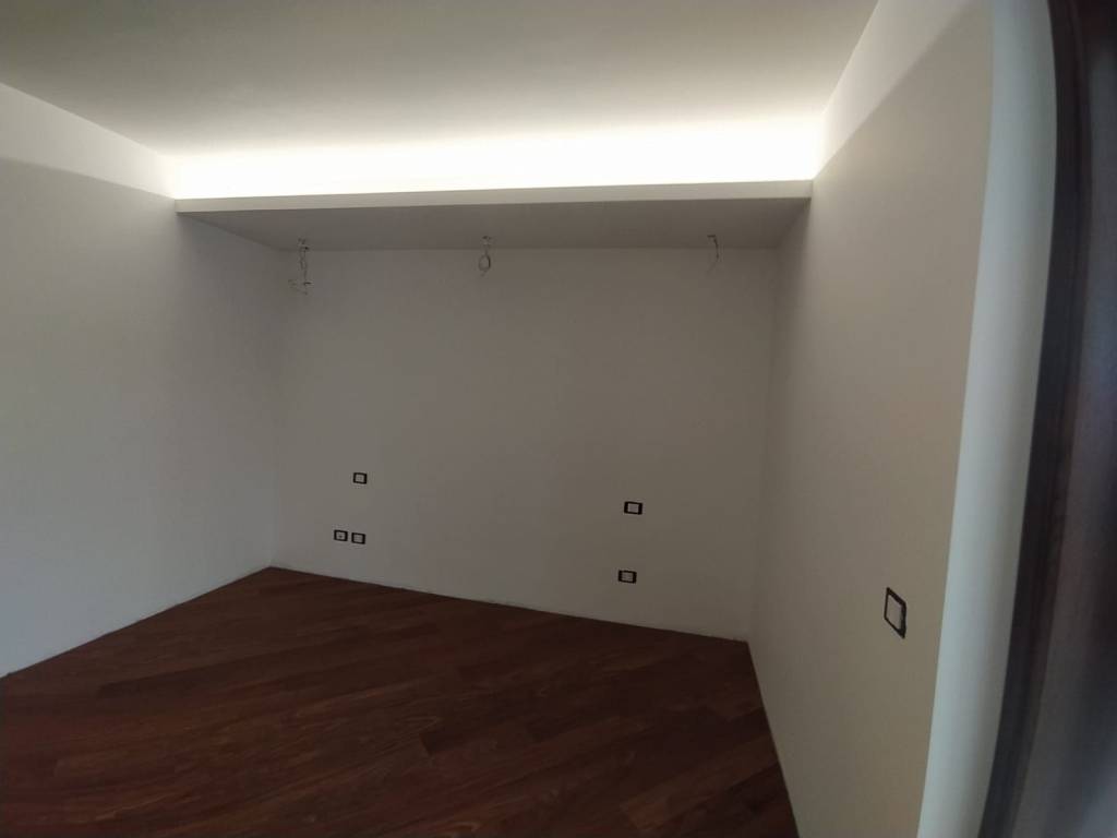 Attico / mansarda a Frosinone in Piazza Caduti di Via Fani - Foto 4