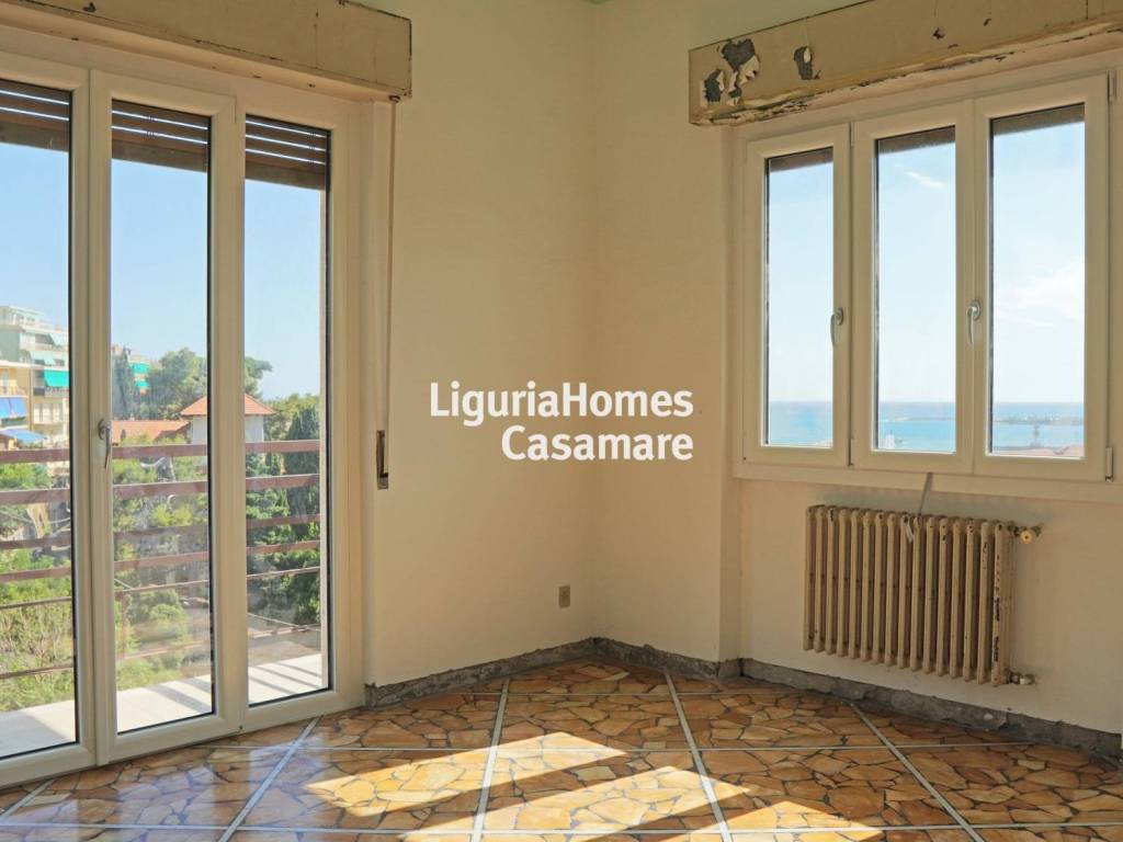 Appartamento a Imperia in Via Diano Calderina, 23 - Foto 2