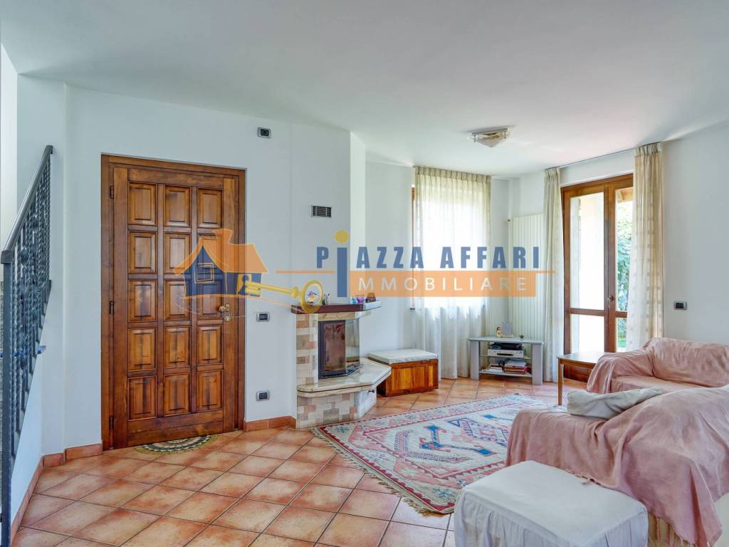 Villa a Carnago in via Matteotti - Foto 5