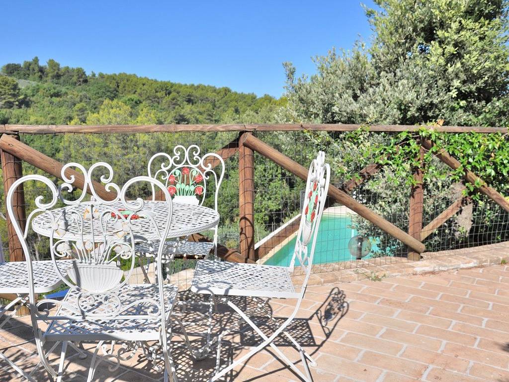 Villa a Spoleto in Località Arezzola, 3 - Foto 5