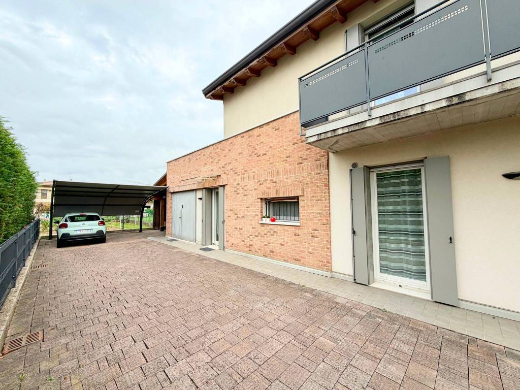 Villa a Torri di quartesolo in Via dal Ponte - Foto 2