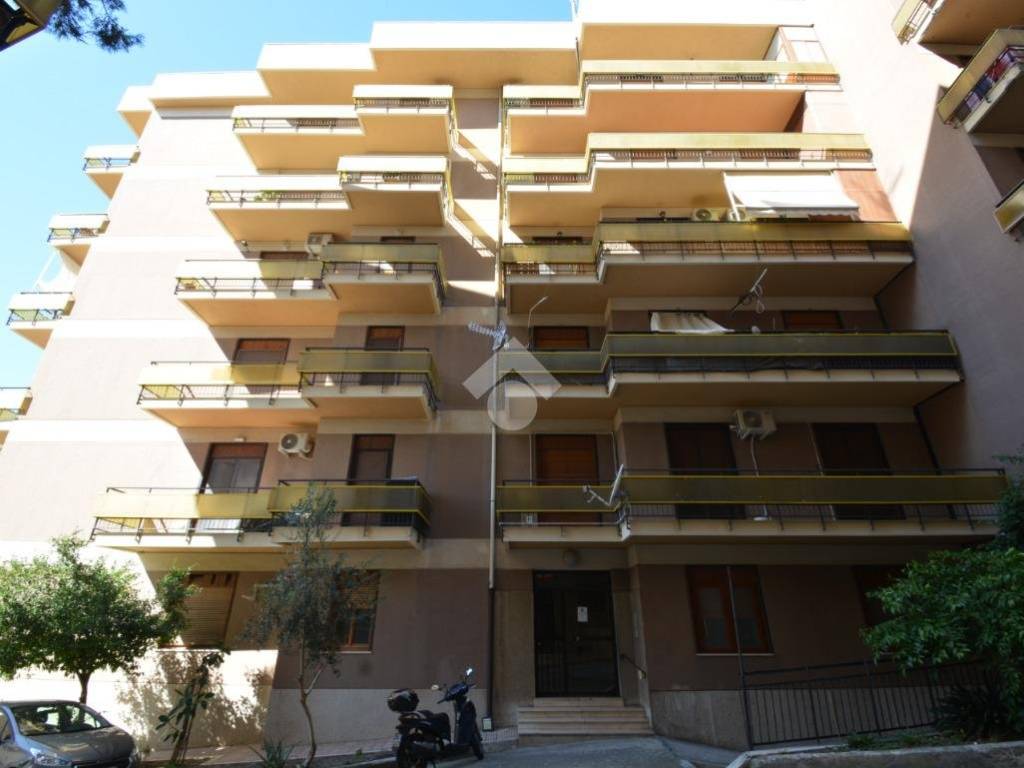 Appartamento a Messina in Via Pietro Castelli, 256 - Foto 2