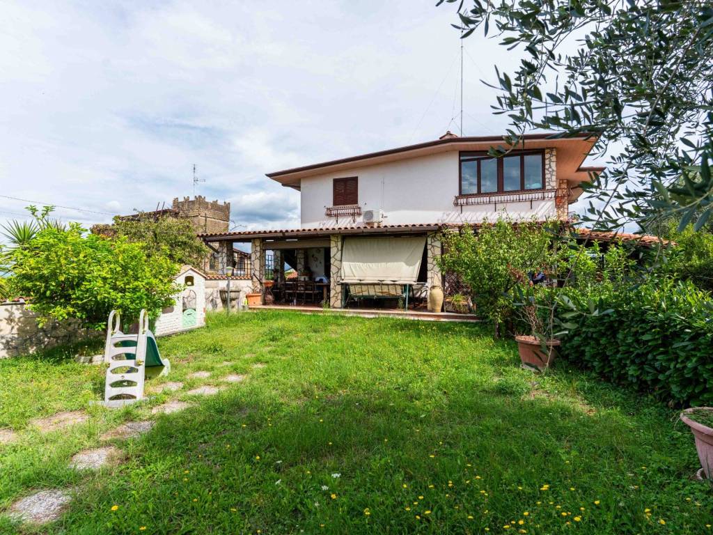 Villa a Mentana in Via Santa Croce, 118 - Foto 4