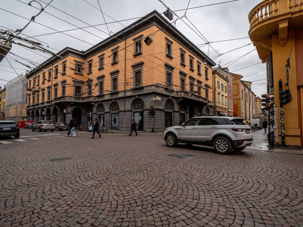 Appartamento a Modena in Via Emilia Centro - Foto 2