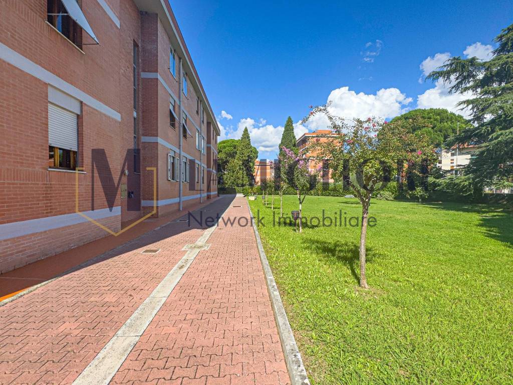 Appartamento a Pistoia in Via Fratelli Rosselli, 3 - Foto 2
