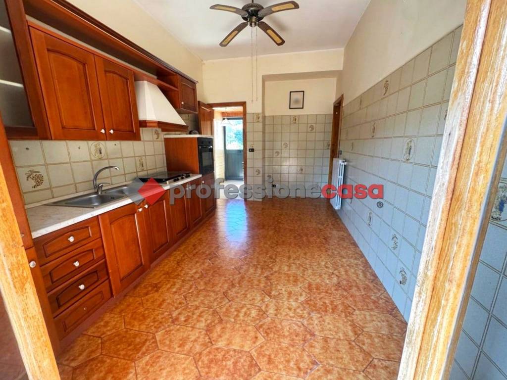 Appartamento a Trecastagni in Via Renato Imbriani, 10 - Foto 5